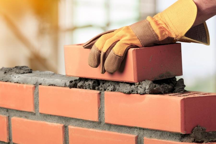 Se requiere albañiles para construcción de depósitos